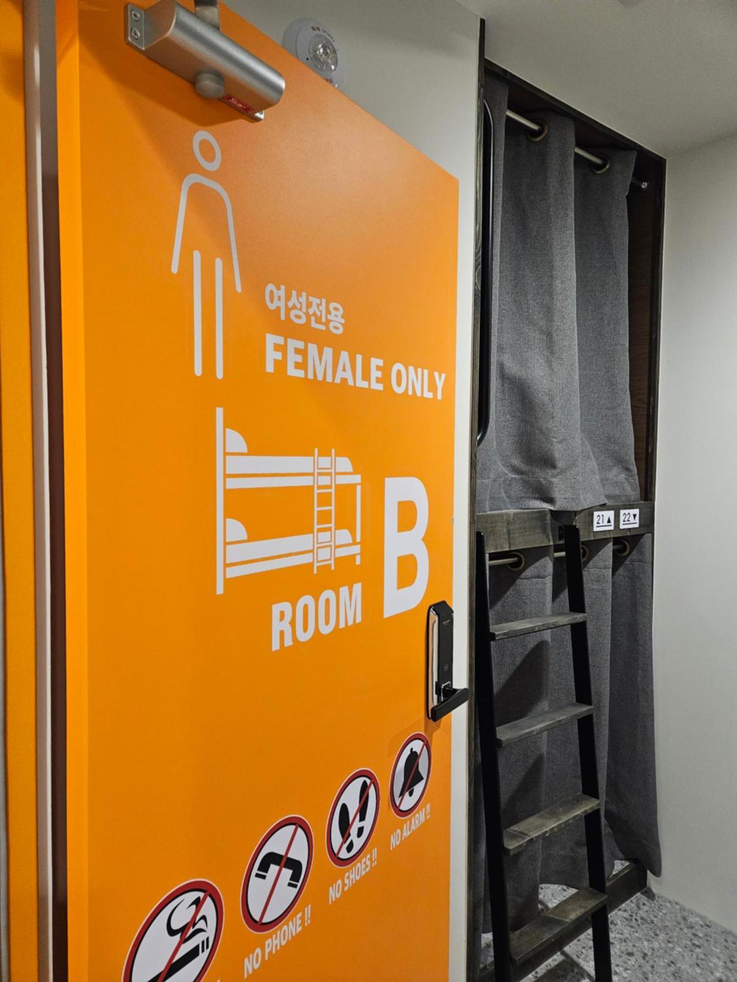 Hotel Seoul Cube Myeongdong Zewnętrze zdjęcie